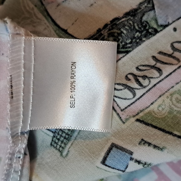 Jane and Delancey Frech Graphic Button Down Shirt Size S - Picture 8 of 9